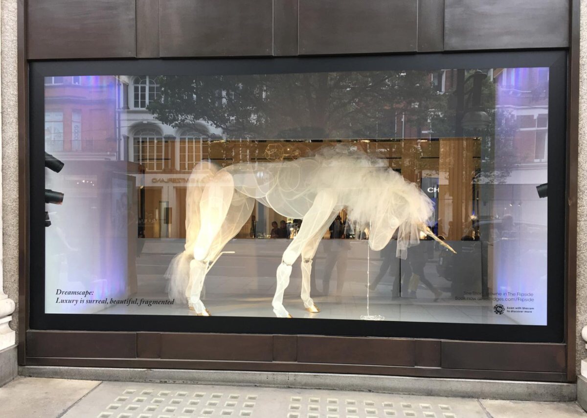 5 Quick-wins for window displays with real stopping power | Invisua Lighting